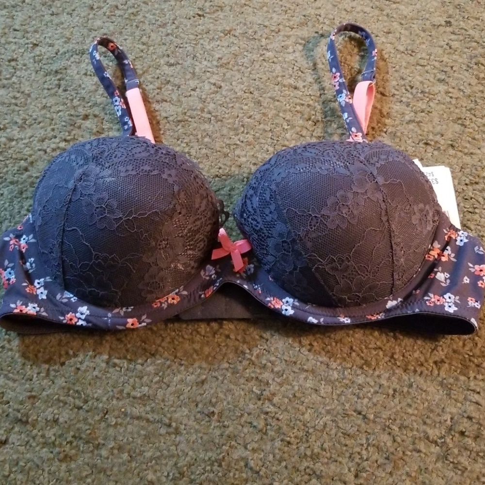 Hollister lightly lined demi bra